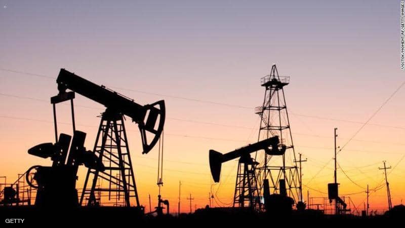 ارتفاع أسعار النفط رغم زيادة مفاجئة في مخزونات الخام الأمريكية