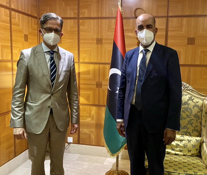 التوقيع بين ليبيا ومصر على عدد من مذكرات التفاهم في مجالات الصحة والعمل والكهرباء والاتصالات والاستثمار بحضور الدبيبة ومدبولي