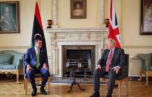 عاجل : رئيس حكومة الوحدة الوطنية يجتمع مع رئيس الوزراء البريطاني