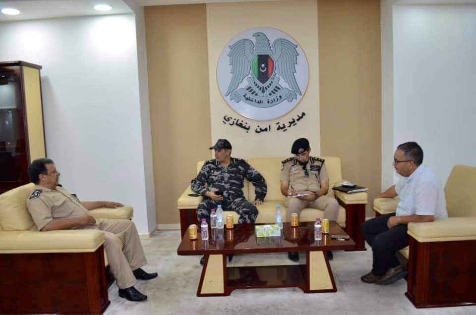 اجتماع مدير أمن بنغازي مع رئيس غرفة مكافحة كورونا