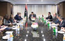 المنفي يبحث آخر تطورات الأوضاع في ليبيا مع رئيس اللجنة الدولية للصليب الأحمر