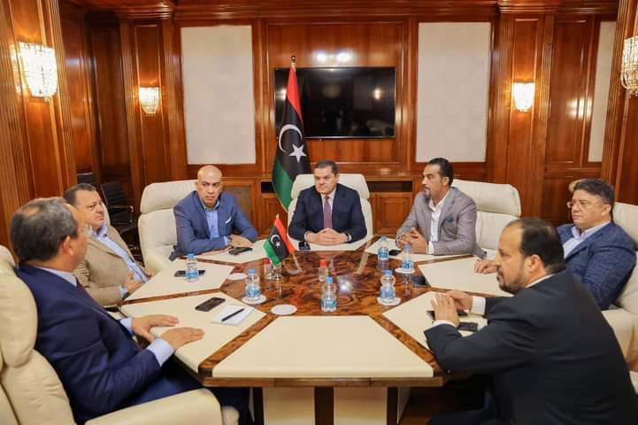 رئيس حكومة يلتقي مع رؤساء أندية (الأهلي بنغازي، النصر، الاتحاد والأهلي طرابلس)
