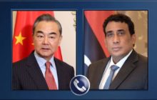 رئيس المجلس الرئاسي يبحث مع وزير الخارجية الصيني العلاقات الثنائية بين البلدين