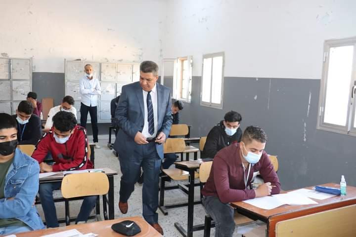 وزير التعليم يتفقّد سير الامتحانات بمُراقبات الزهرة وسواني بن آدم