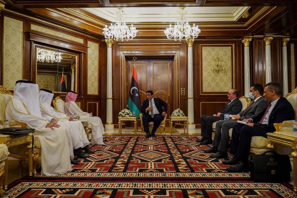 رئيس المجلس الرئاسي يستقبل وزير الدولة للشؤون الخارجية القطري