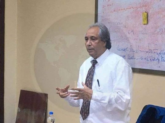 وفاة رئيس قسم الإعلام بجامعة قاريونس سابقا دكتور جاب الله العبيدي