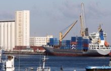 مدير ميناء طرابلس لـ(وال): تفريغ 260 ألف طن من البضائع الغذائية في فبراير