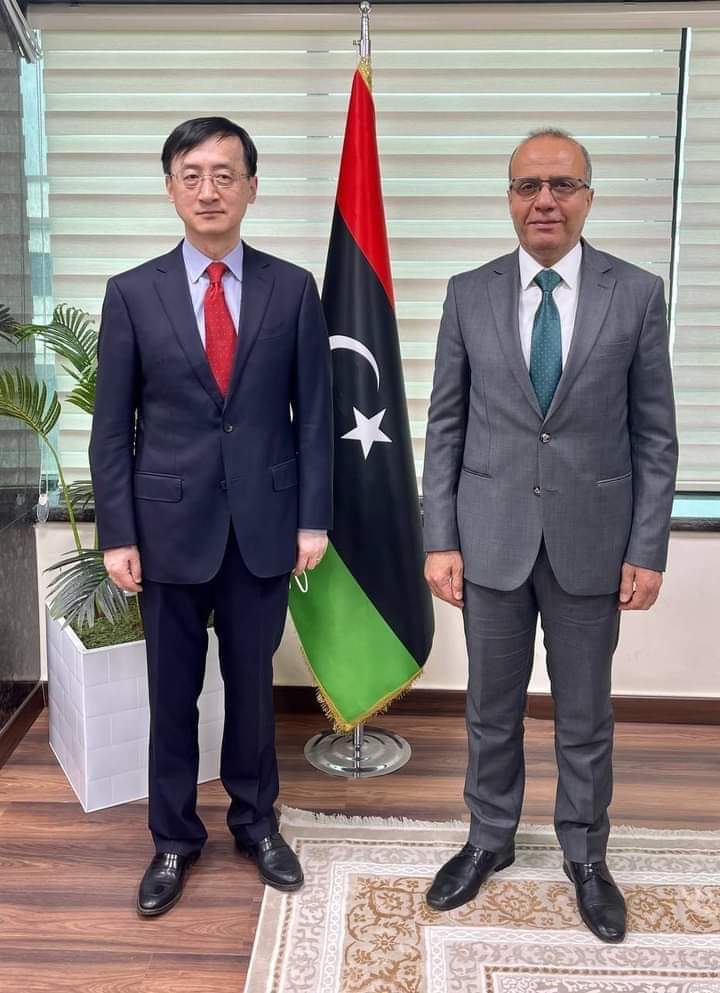 نائب رئيس المجلس الرئاسي يستقبل القائم بأعمال سفارة جمهورية الصين لدى ليبيا