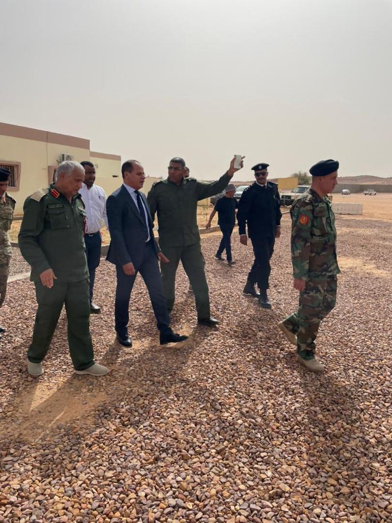 وزير الدفاع بالحكومة الليبية يجري زيارة لفرع المنطقة الجنوبية للإدارة العامة للإمداد والتموين بالقوات المسلحة