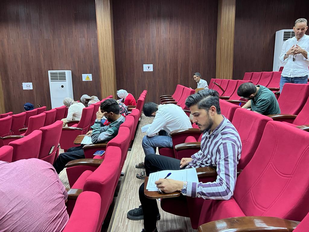 وزارة التعليم تُعلن الانتهاء من اِمتحان المُقابلة الشخصية للمُتقدّمين بمدن طرابلس - بنغازي - سبها لدراسة اللغة الإيطالية