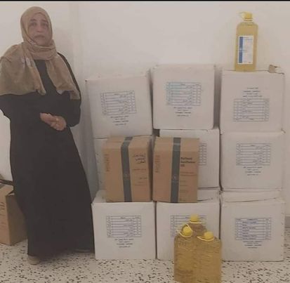 الهيئة الليبية للإغاثة تُوزع صناديق غذائية على الأسر محدودة الدخل ببلدية أوجلة