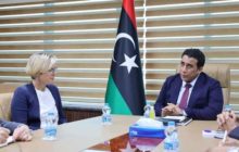 رئيس المجلس الرئاسي يبحث آخر المستجدات مع سفيرة المملكة المتحدة لدى ليبيا