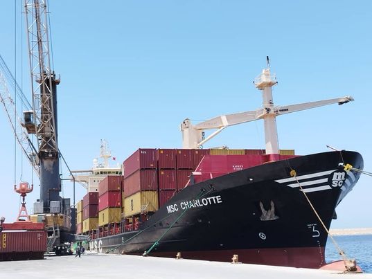 التقرير الأسبوعي لحركة السفن بميناء بنغازي البحري