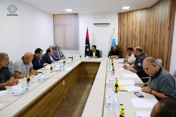 وزير الموارد المائية في الحكومة الليبية يلتقي إدارة جهاز النهر الصناعي