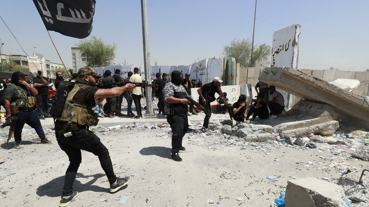 العراق.. مقتل أربعة أشخاص جراء اشتباكات بين فصائل شيعية متناحرة