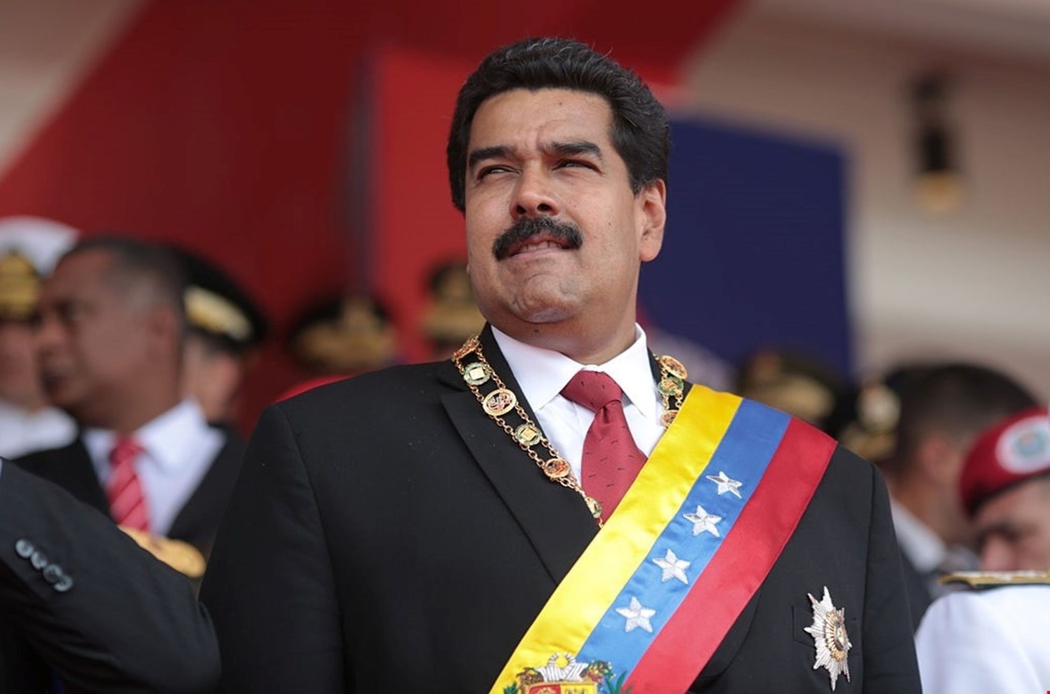 فنزويلا تعلن استعدادها لتزويد السوق العالمي بالنفط والغاز