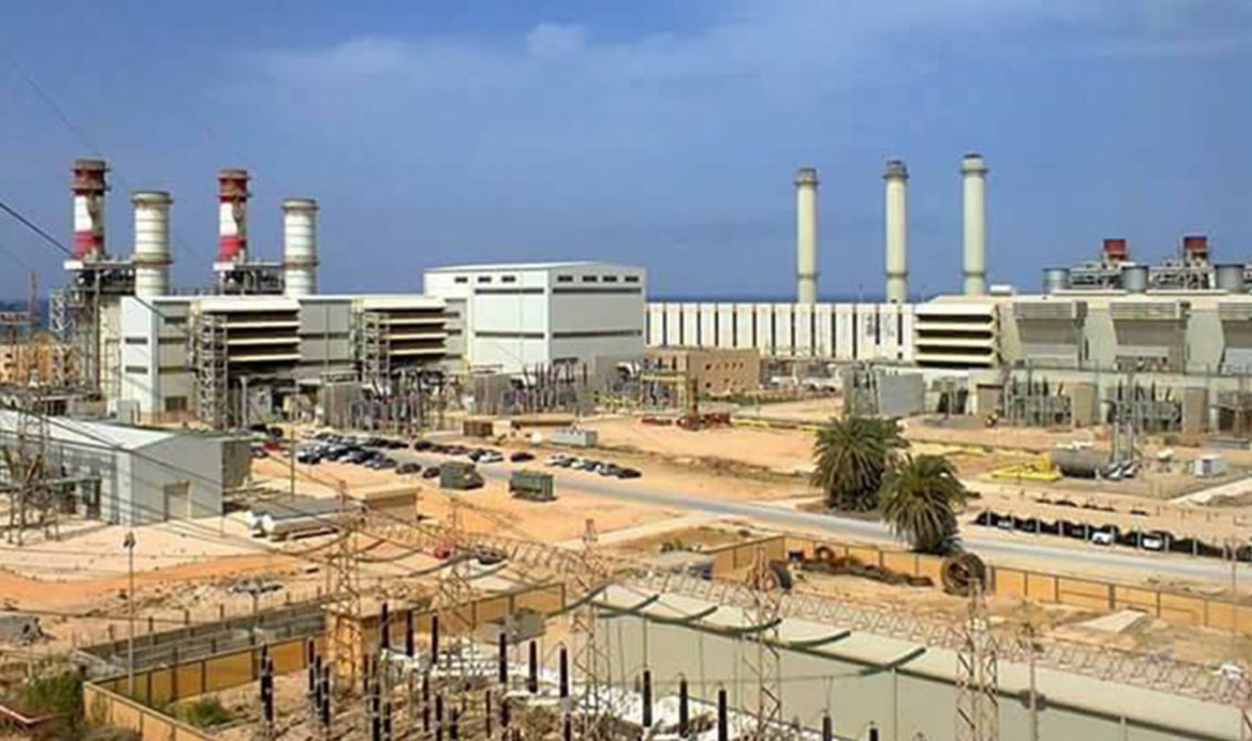 وصول معدات لمحطة كهرباء شمال بنغازي لإجراء عمرة جسيمة لها