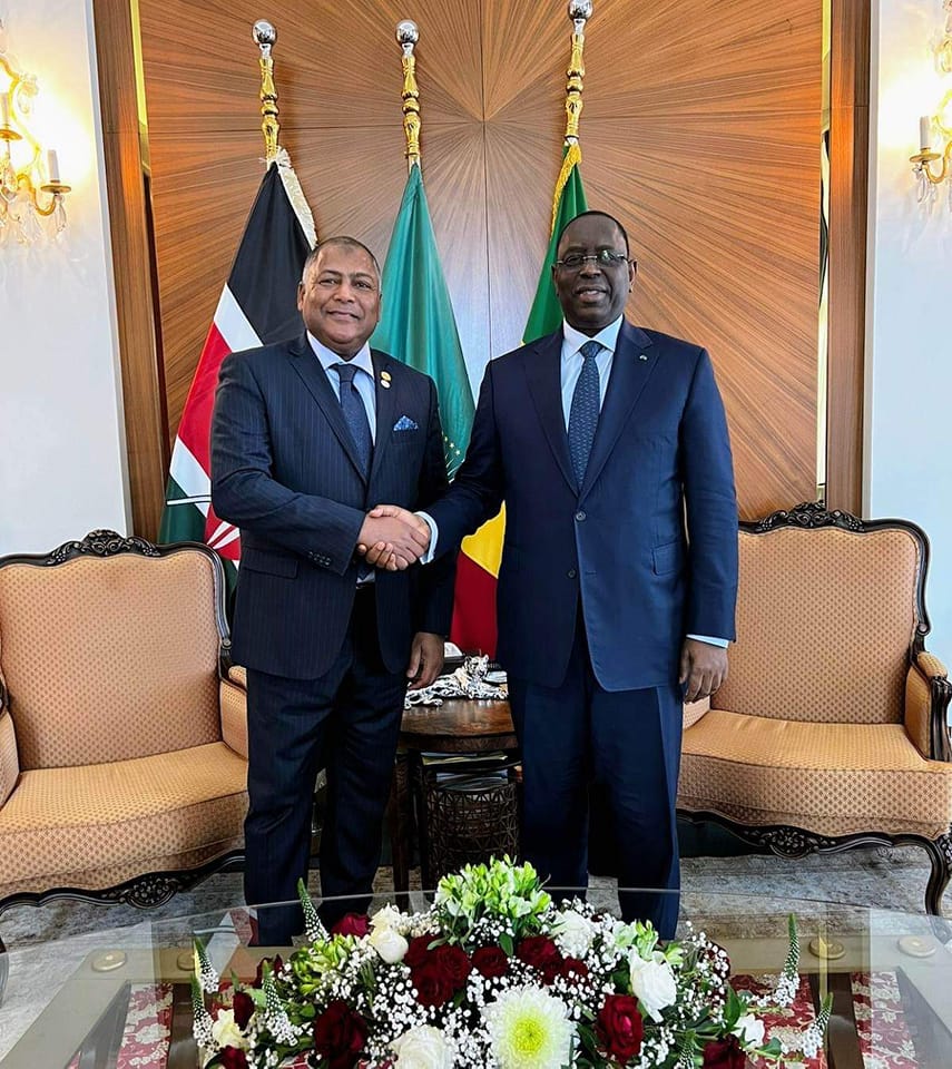 وزير المالية خالد المبروك يبحث مع رئيس السنغالي تفعيل الاستثمارات الليبية في عدة مجالات