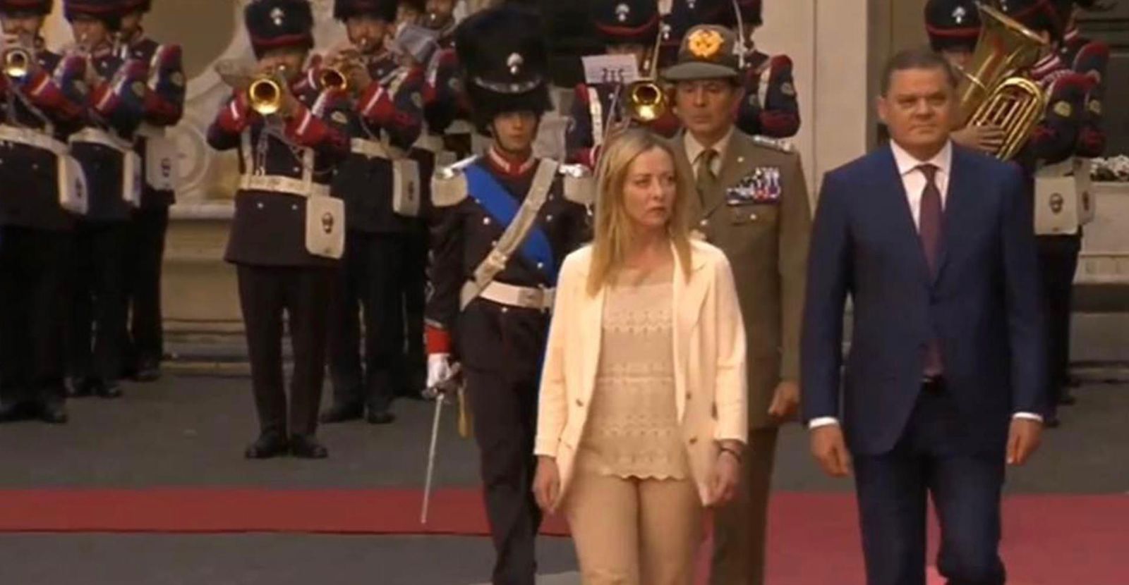 الدبيبة يصل روما في زيارة تستغرق يومين