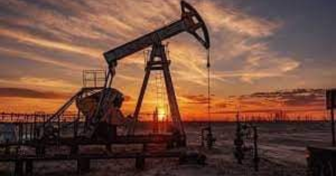 ارتفاع أسعار النفط بعد تراجع مخزونات الخام الأمريكية