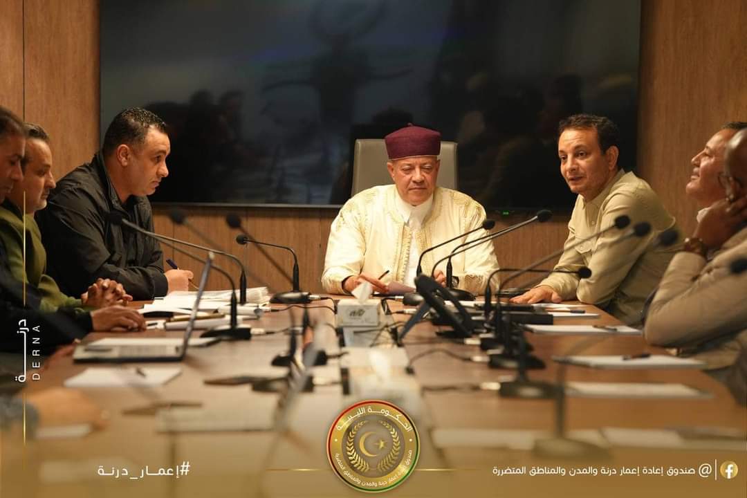 حجاج درنة المتضررين على طاولة اجتماع صندوق التنمية وإعادة إعمار ليبيا مع رئيس لجنة الحج الدكتور صبري البوعيشي