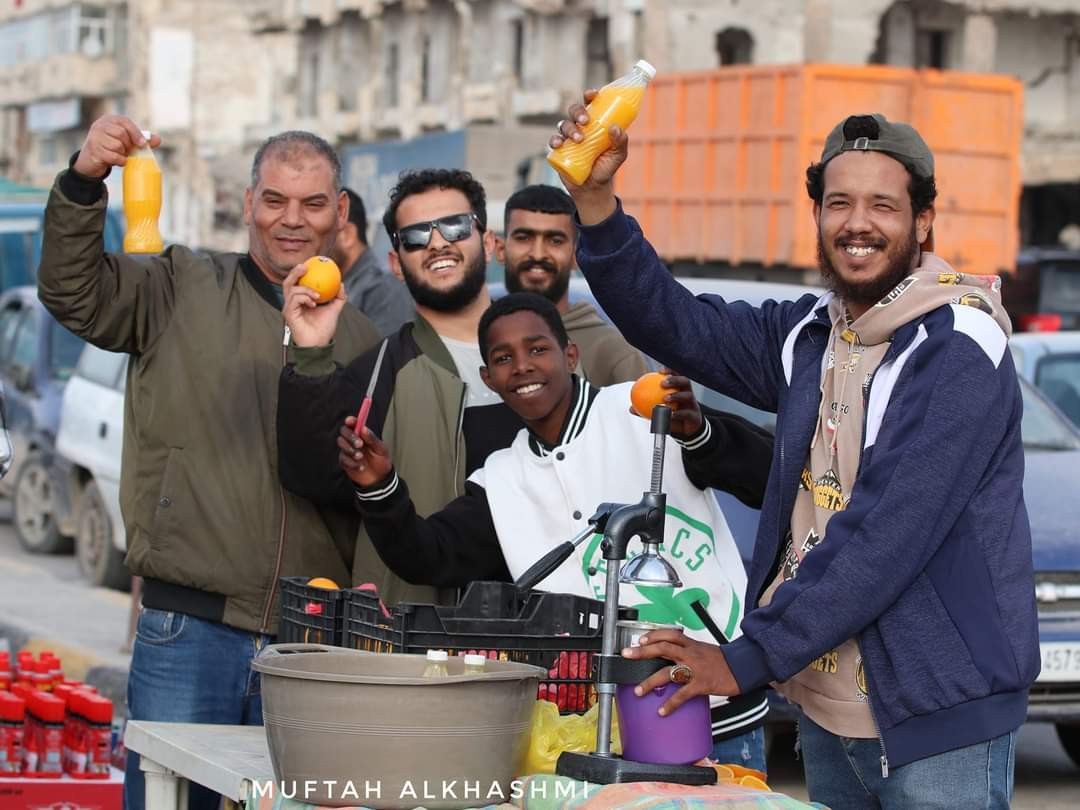 الأنباء الليبية تتابع عودة تقليد سوق الحوت في بنغازي.. حكاية من عبق التاريخ وطعم رمضان