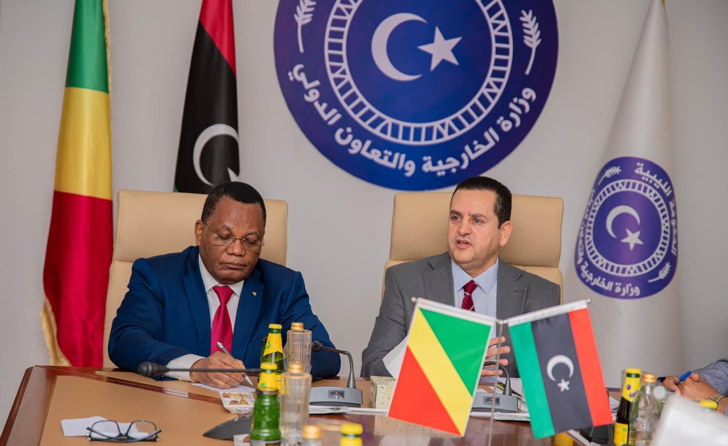 الحويج يبحث مع نظيره الكونغولي ملف المصالحة في ليبيا