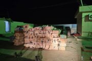 ضبط مخزن للمخدرات والأسلحة في منطقة أمساعد