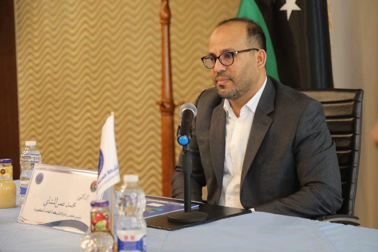 المشاي يعلن مباشرة الشركة العامة للكهرباء في صيانة محطة القوارشة التي تعرضت لحريق الليلة البارحة
