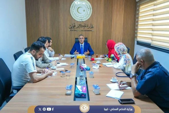 الحكم المحلي تبحث الخطوات التحضيرية لبدء ورش البرنامج الوطني للاتصال المجتمعي