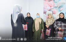 فنيّو الأشعة بالعيادة المجمعة في سرت يكرّمون الأمهات في لفتة تقديرية