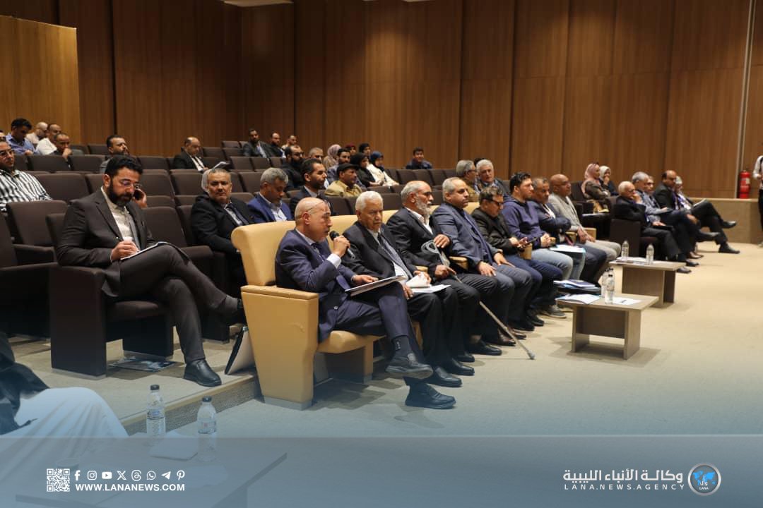 جامعة بنغازي تناقش سبل تطوير مهنة المحاسبة والمراجعة في ليبيا