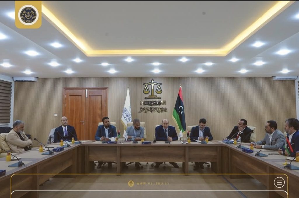تعزيز التعاون بين المعهد العالي للقضاء ونقابة محرري العقود في ليبيا