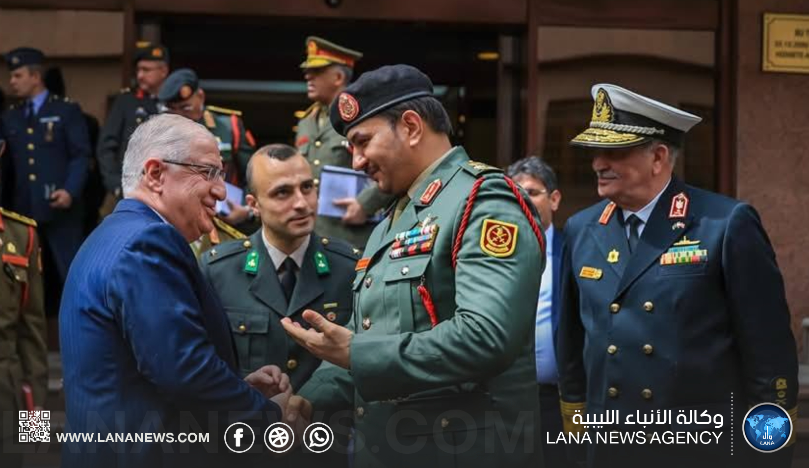 رئيس أركان القوات البرية ووزير الدفاع التركي يبحثان في تركيا تعزيز التعاون المشترك