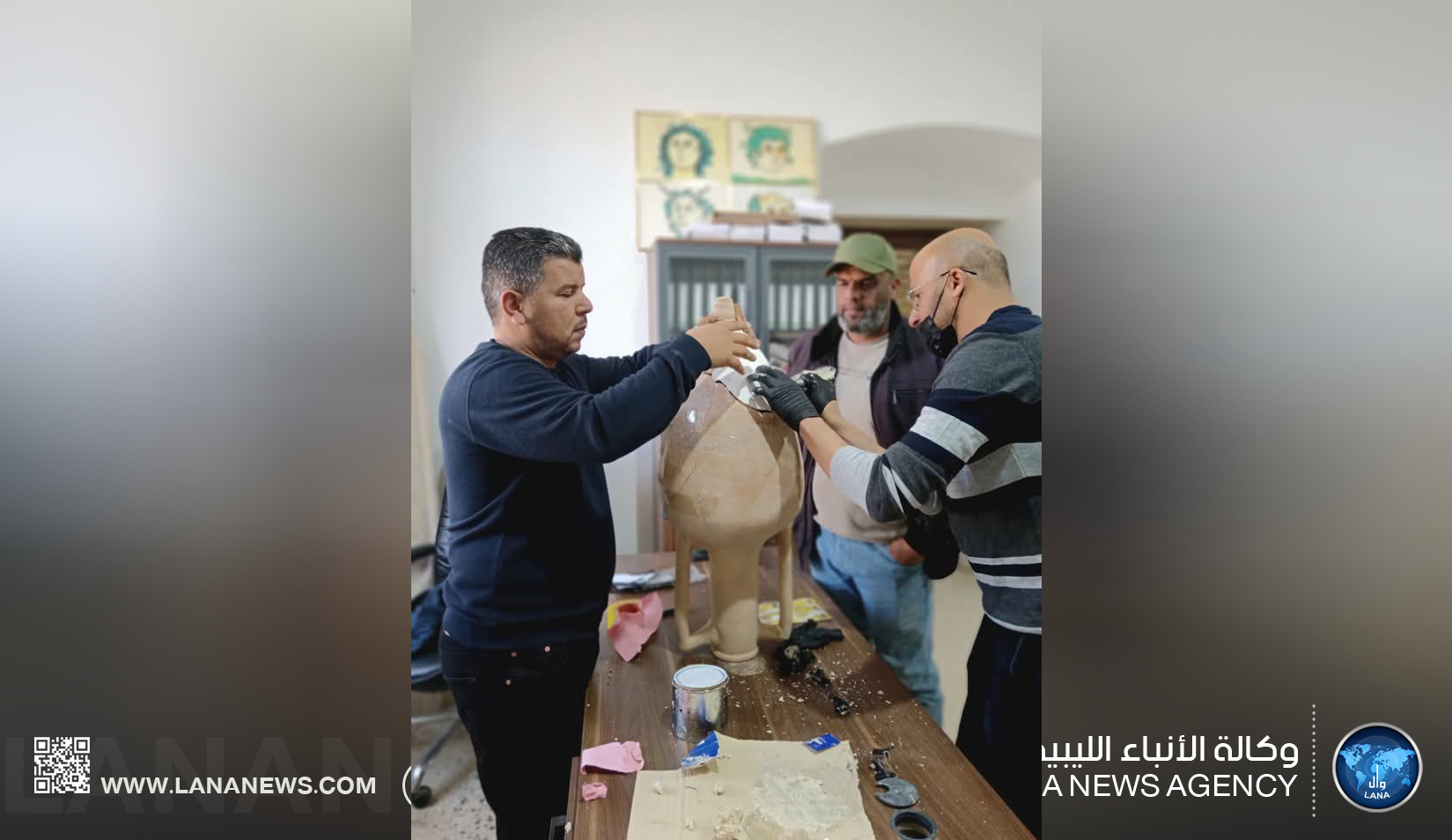 مراقبة آثار بنغازي تبدأ في ترميم القطع الأثرية المتضررة بسبب التخزين غير الملائم