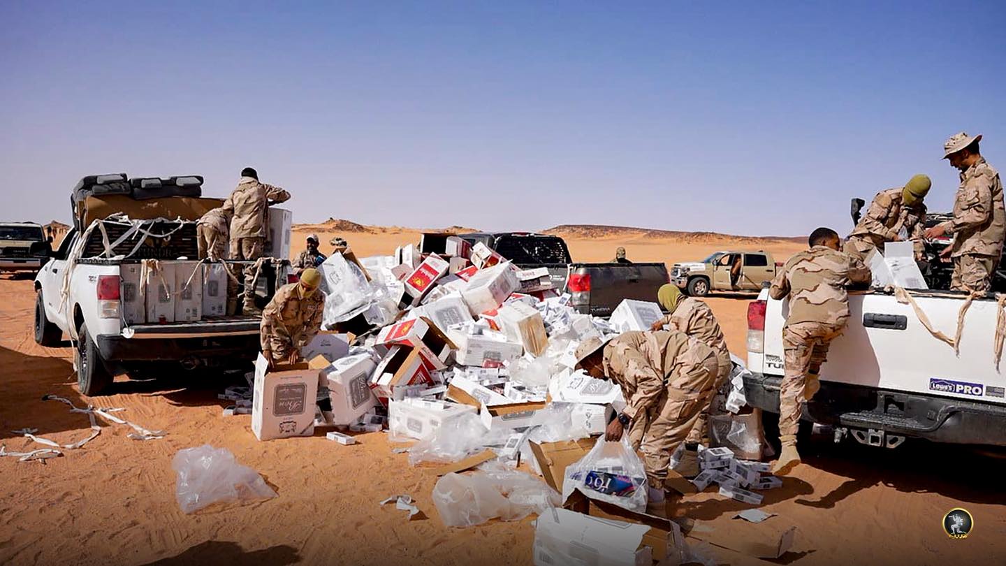 كتيبة «سبل السلام» تضبط كميات من التبغ على الحدود الليبية – السودانية