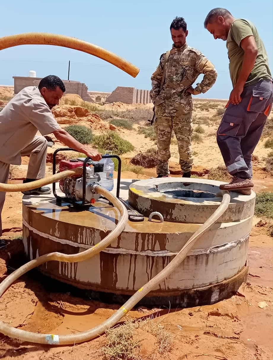 السيطرة على تسريب في خط النهر الصناعي شرق بن جواد