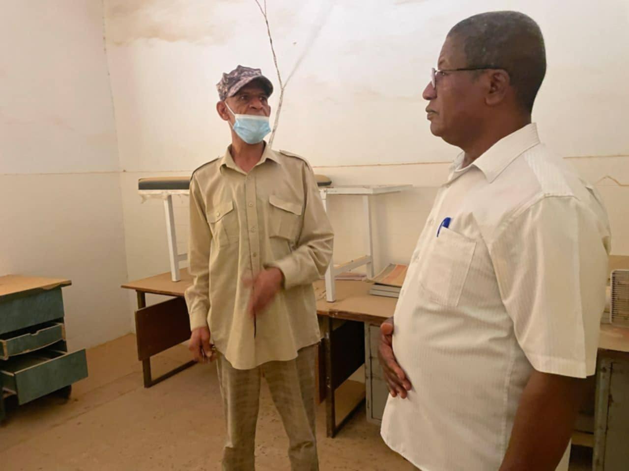 عميد بلدية الغريفة يتفقد مكتب الرعاية الصحية