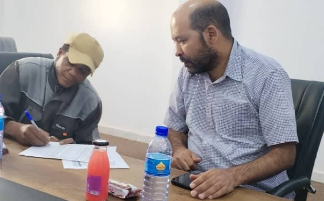 توقيع اتفاقية إنشاء مشروع ملعب خماسي ببلدية تهالة