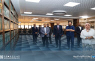 النائب الثاني لرئيس البرلمان يُشيد بأرشفة العمل النيابي في المكتبة البرلمانية