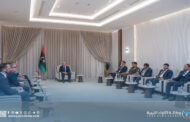 ليبيا وأمريكا تبحثان مستقبل الاستقرار والانتخابات في لقاء رسمي ببنغازي