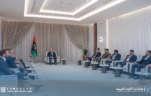 ليبيا وأمريكا تبحثان مستقبل الاستقرار والانتخابات في لقاء رسمي ببنغازي