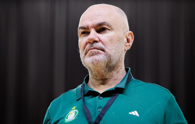 استقالة مدرب فريق كرة السلة فؤاد أبو شقرا لأسباب صحية