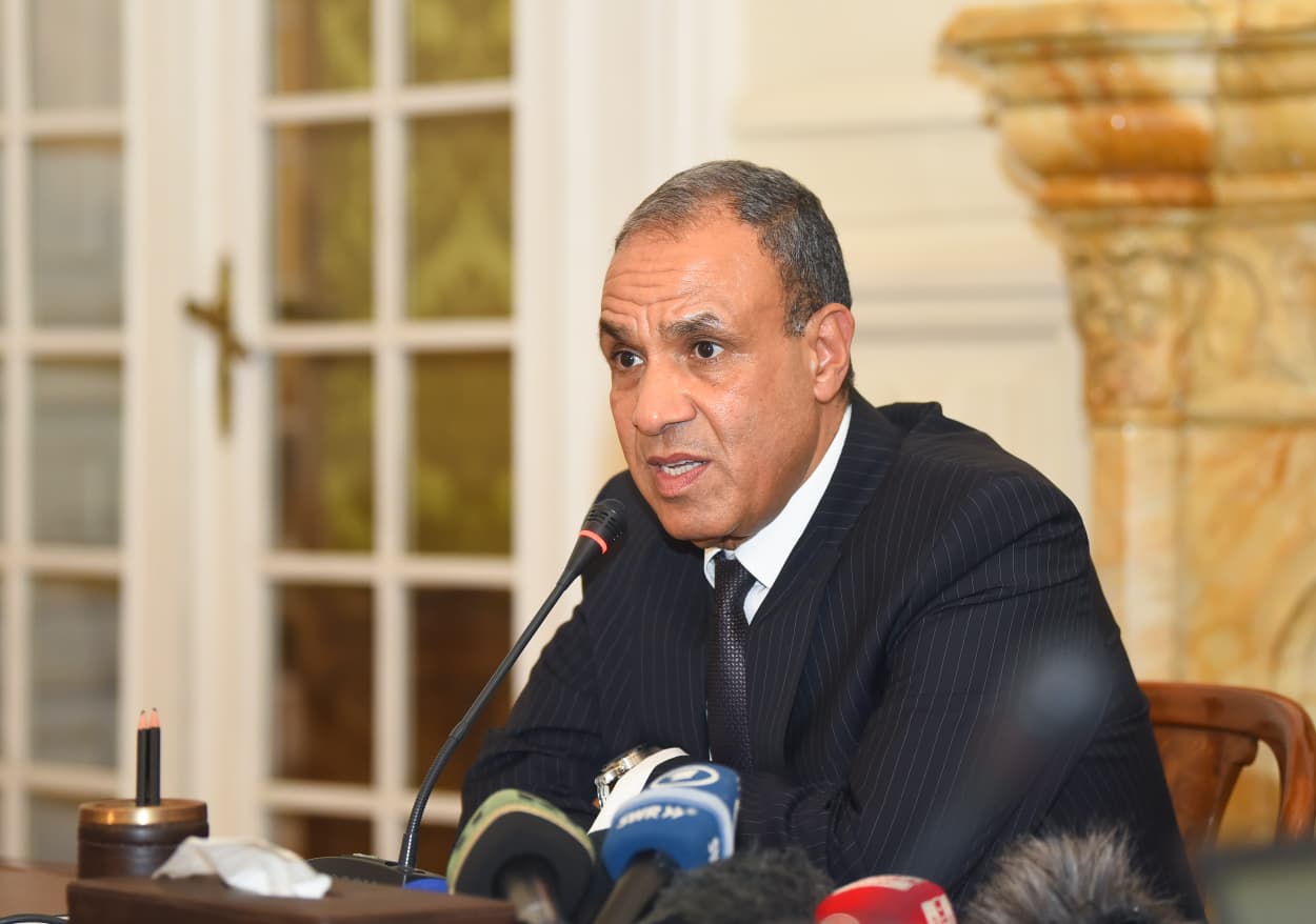 وزير الخارجية المصري يستعرض موقف بلاده تجاه التطورات الإقليمية والدولية