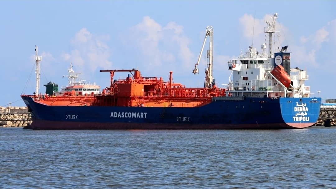 إفراغ 2300 طن من غاز الطهي في ميناء المنطقة الحرة جليانة