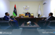 وزير العمل والتأهيل المكلف يُشدّد على استمرار سيّر العمل بكفاءة