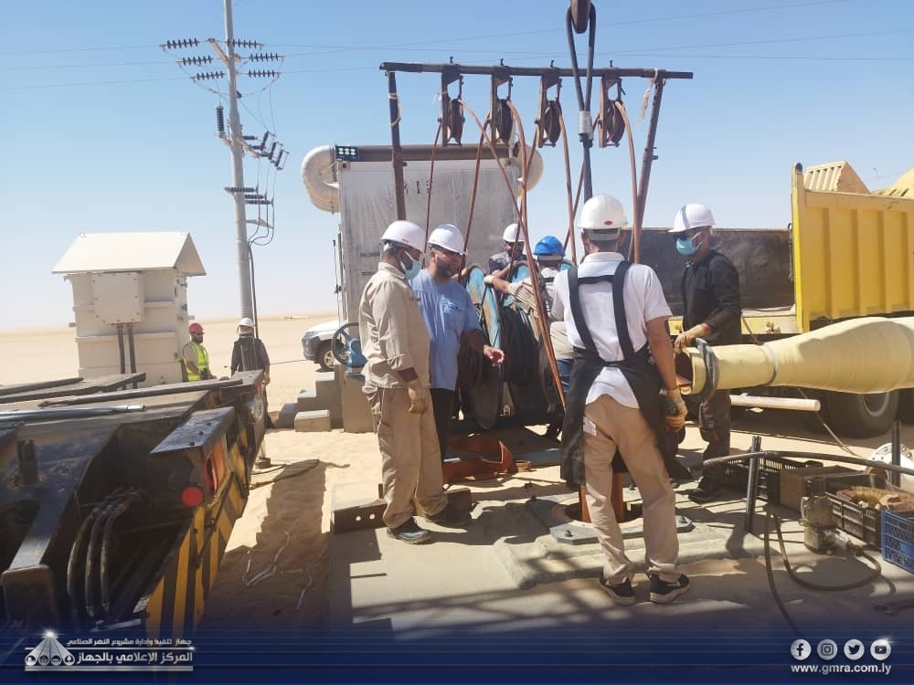 صيانة مضخات 3 آبار مياه في حقل تازربو