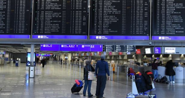 تعطل رحلات بمطارات أوروبية بسبب هجمات الكترونية