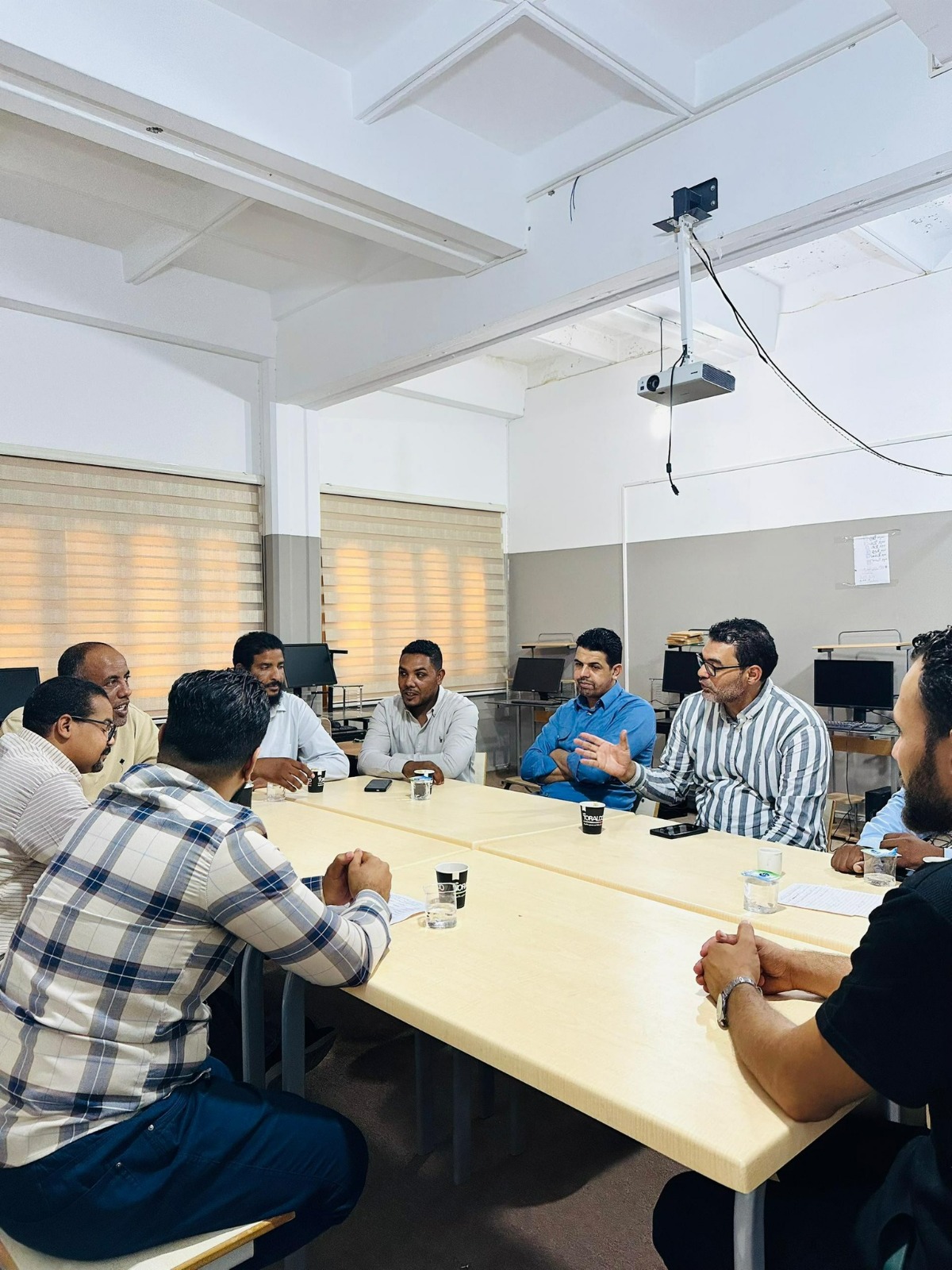 كلية العلوم والتقنية الزوية تتابع التحضيرات لانطلاق الفصل الدراسي خريف 2025/2026