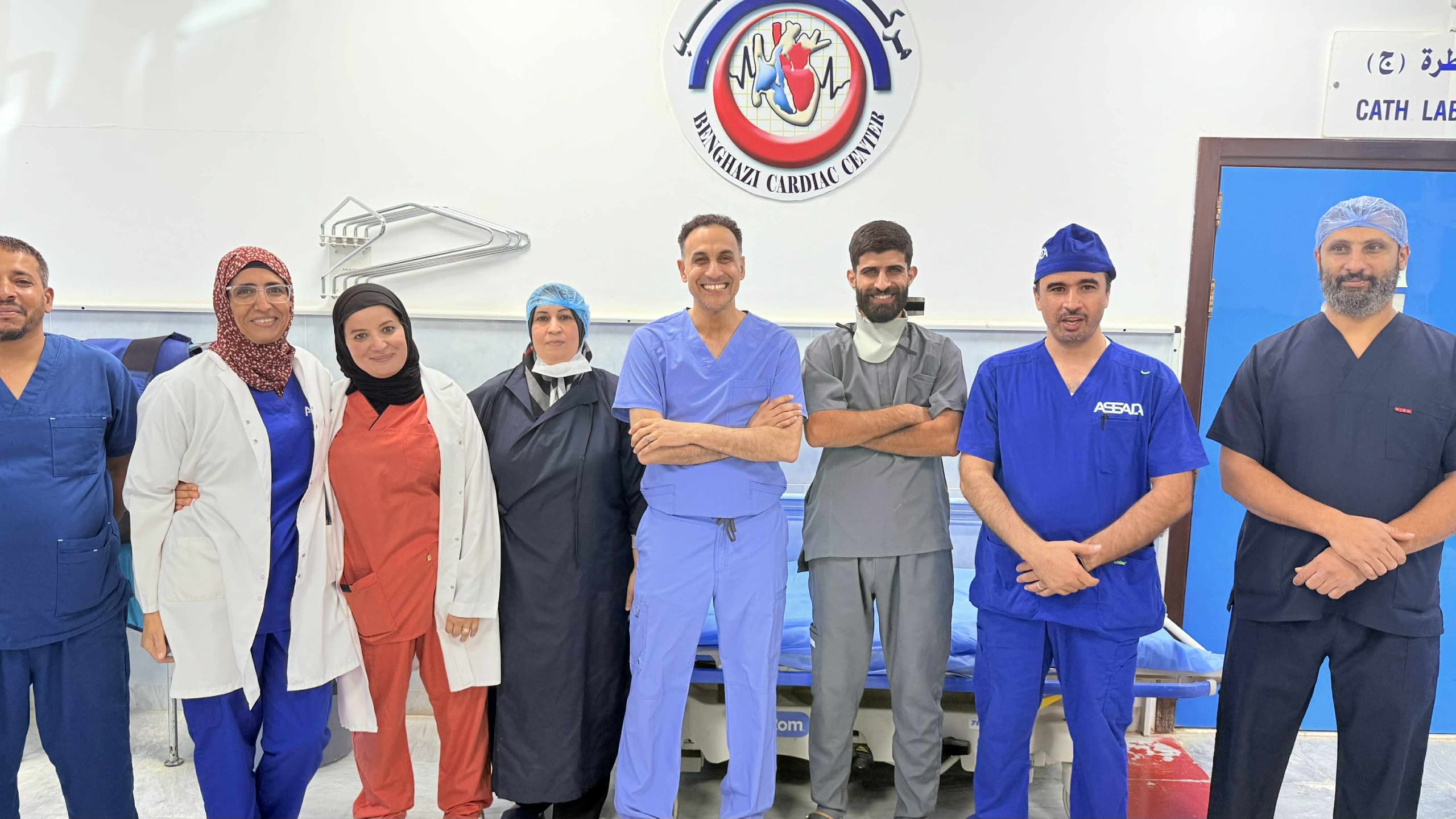 المركز الوطني للقلب بنغازي يُطلق برنامجًا متطورًا لعلاج الصمام الميترالي بالقسطرة